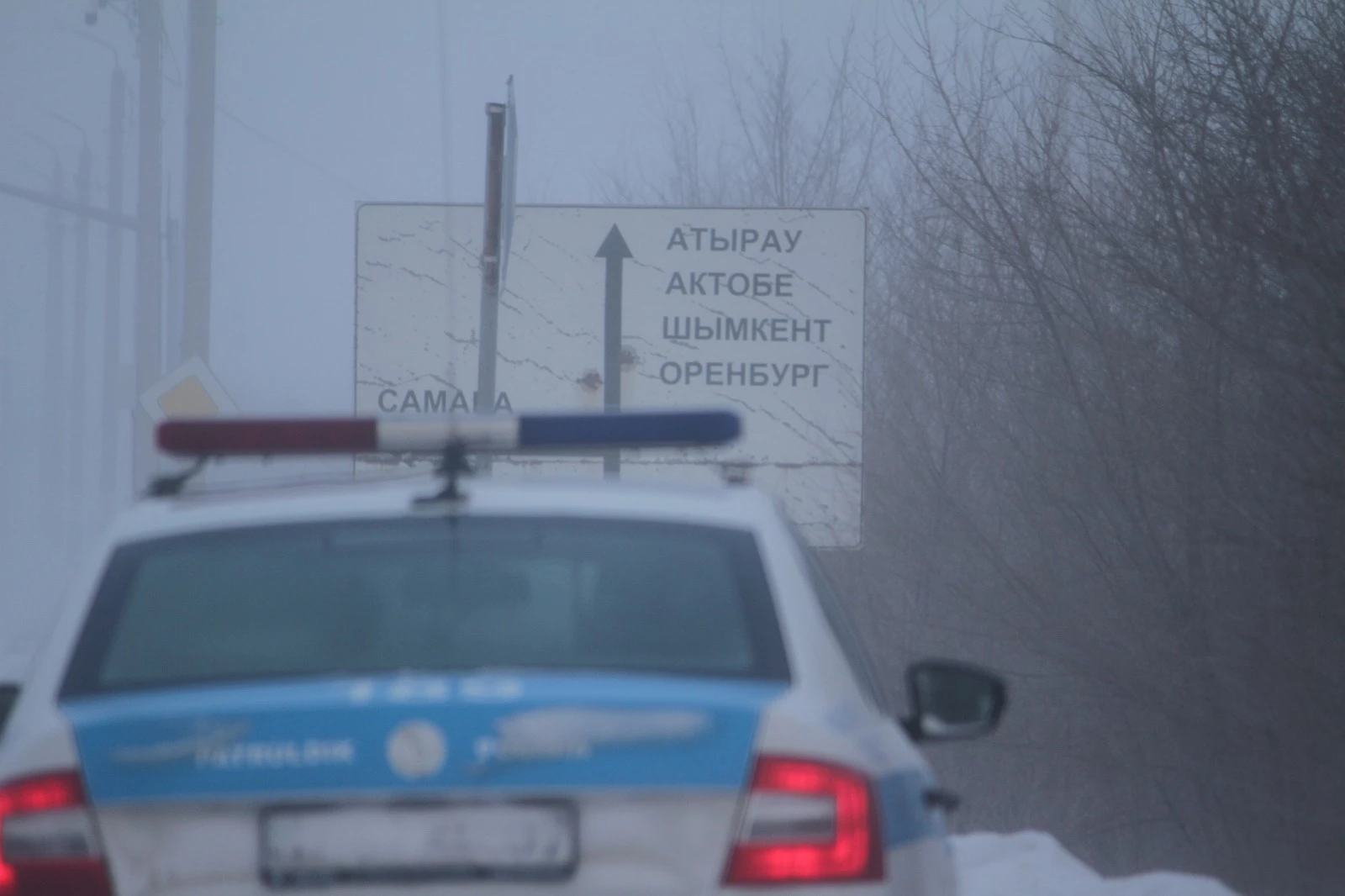 Из-за метели в ЗКО закрыли все республиканские автодороги